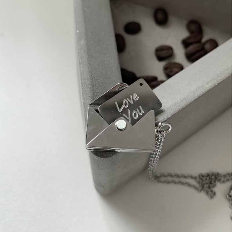 Collier Enveloppe Lettre d'amour - Personnalisable